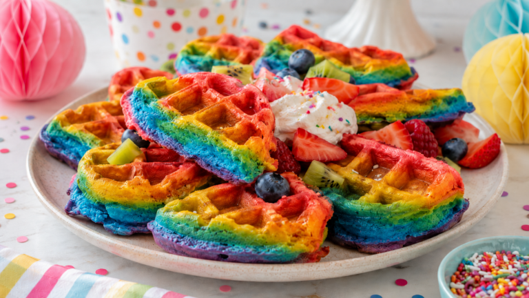 Regenbogenwaffeln Kindergeburtstag