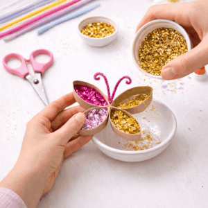 Schmetterlinge basteln Glitzer